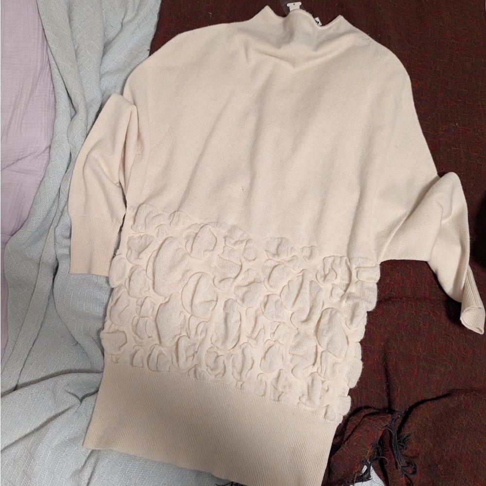 🇨🇦 Black Goat Cashmere 🇨🇦 sweater / tunic in cream white